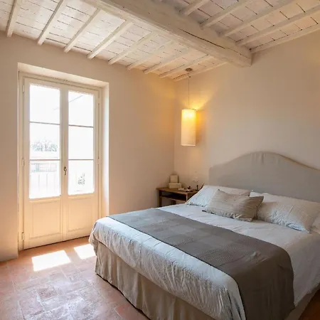 Ferienhaus Fuer 10 Personen In Pietraia Di Cortona, Trasimenischer See Hébergement de vacances Cortone