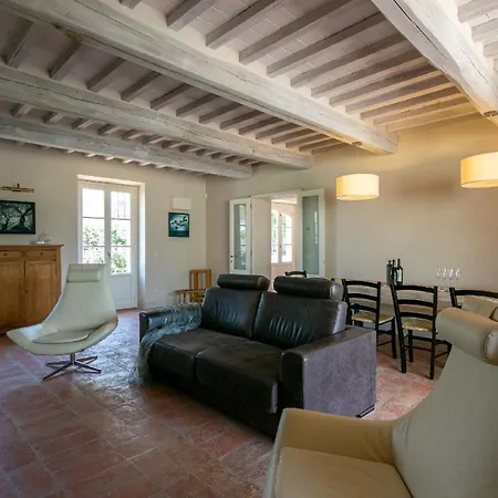 Ferienhaus Fuer 10 Personen In Pietraia Di Cortona, Trasimenischer See * Cortone