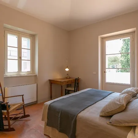 Ferienhaus Fuer 10 Personen In Pietraia Di Cortona, Trasimenischer See * Cortona